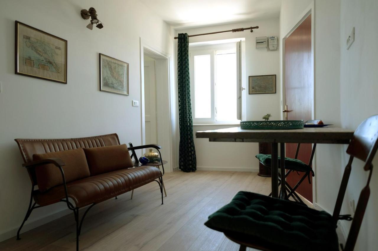Seaview Apartment Tribalj Extérieur photo