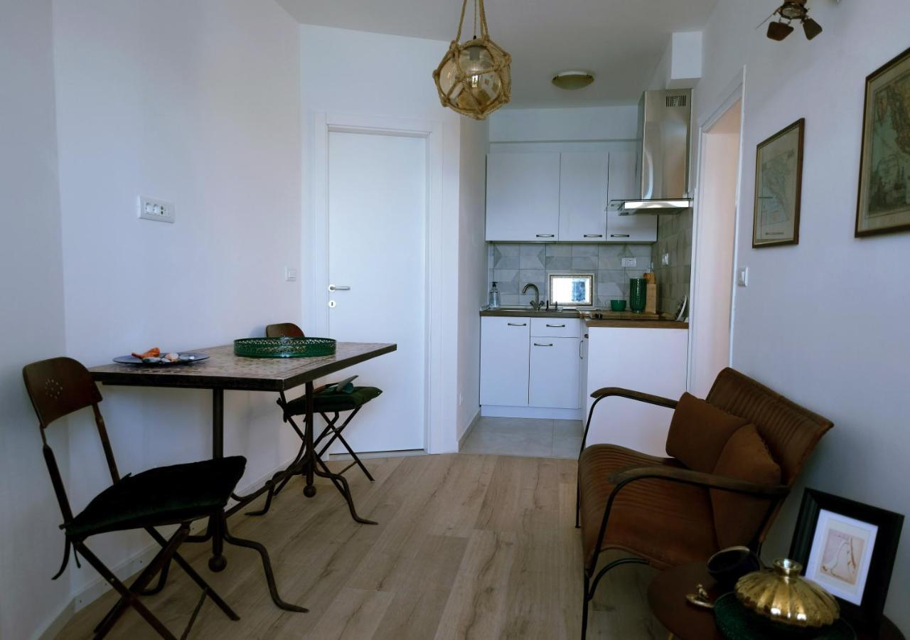 Seaview Apartment Tribalj Extérieur photo